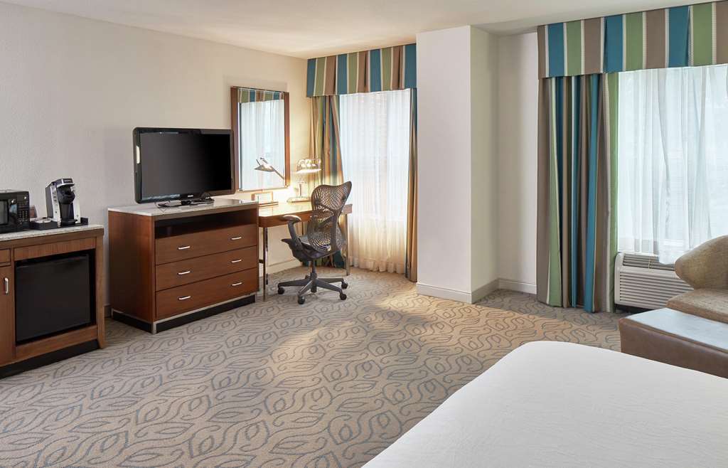 Hilton Garden Inn Atlanta Midtown Номер фото